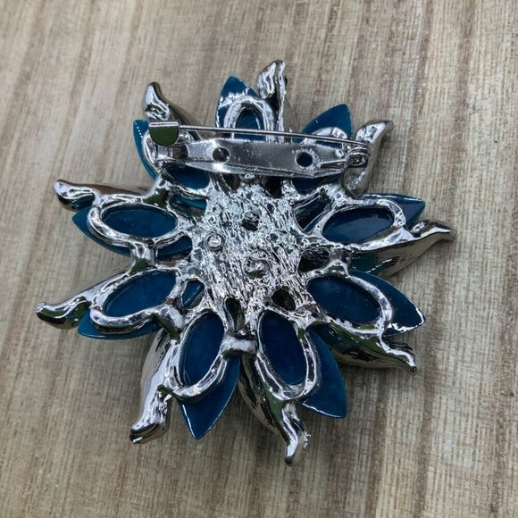 Flower Burst Elegant Rhinestone Teal Blue Silver Tone Brooch Pin - Picture 4 of 8